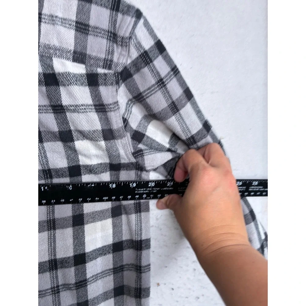 The North Face Mens Plaid Flannel Shirt Grey Black White Long Sleeve S P 6443 NF